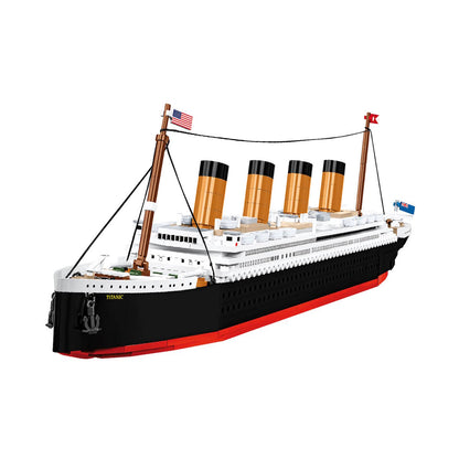 R.M.S. Titanic 1:450 (New)