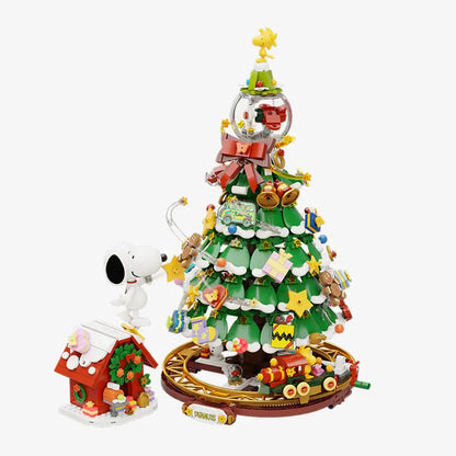 Snoopy Christmas Tree